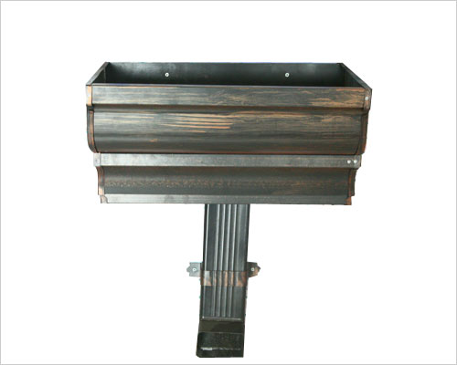 彩鋁落水系統(tǒng)的固定吊件,不僅表面有防腐 氧化處理,而且還有加強(qiáng)筋設(shè)計.
